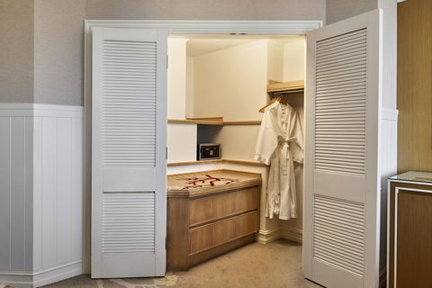 JW Marriott Gold Coast Resort & Spa - Mackay Tourism 10