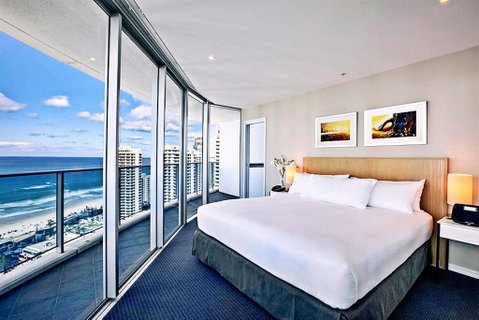 H Star Residences-- Paradise Stayz - Mackay Tourism 11