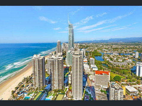 H Star Residences-- Paradise Stayz - Mackay Tourism 1