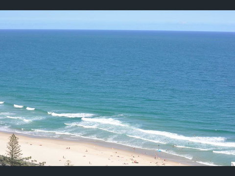 H Star Residences-- Paradise Stayz - Mackay Tourism 5