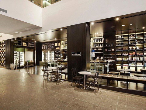 H Star Residences-- Paradise Stayz - Mackay Tourism 22