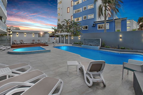 Catalina Resort - Mackay Tourism 21