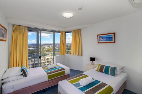 Catalina Resort - Mackay Tourism 8