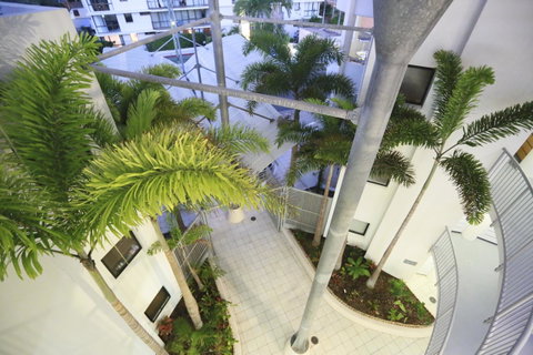 Beach Club Resort Mooloolaba - Mackay Tourism 29