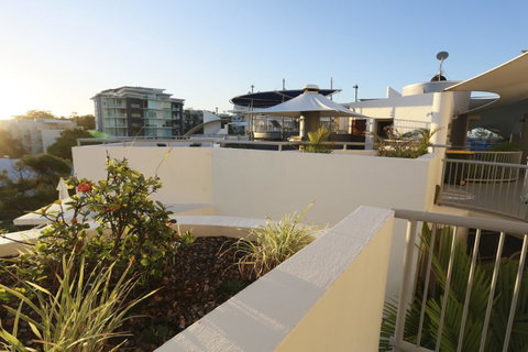 Beach Club Resort Mooloolaba - Mackay Tourism 27