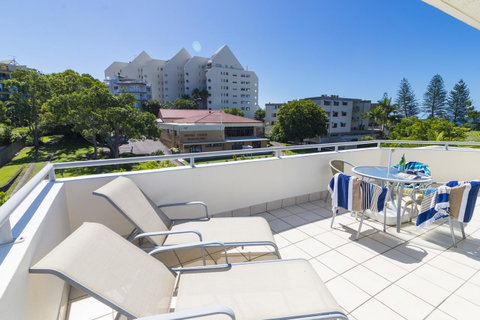 Beach Club Resort Mooloolaba - Mackay Tourism 6