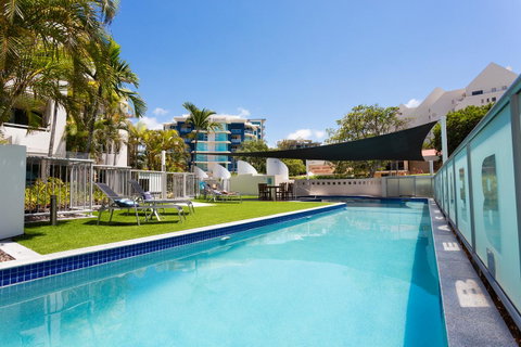 Beach Club Resort Mooloolaba - Mackay Tourism 7