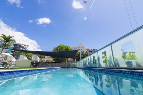 Beach Club Resort Mooloolaba - Mackay Tourism 30