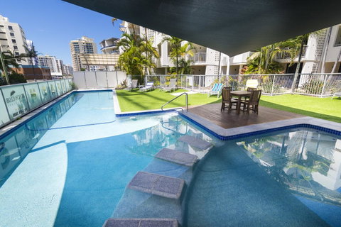Beach Club Resort Mooloolaba - Mackay Tourism 32