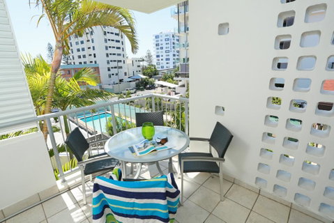 Beach Club Resort Mooloolaba - Mackay Tourism 17