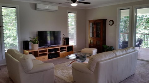 La Casita Banca - Luxury Holiday Home - Mackay Tourism 17