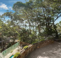 Little Cove Court - Mackay Tourism
