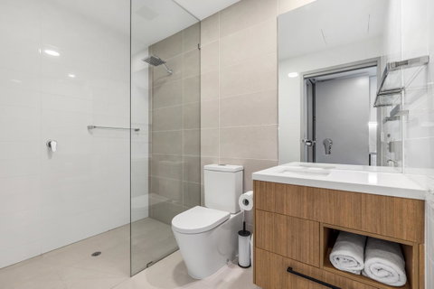 Essence Suites Taringa - Mackay Tourism 10