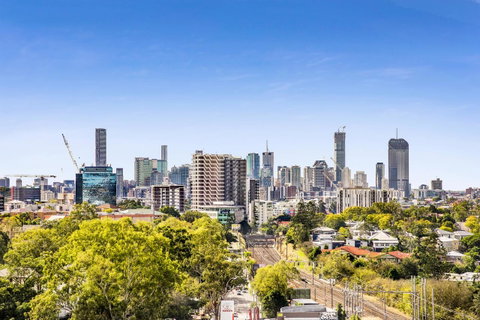 Essence Suites Taringa - Mackay Tourism 30