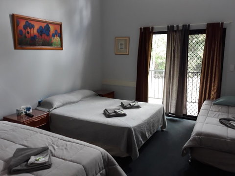 Speewah Country Tavern - Mackay Tourism 16