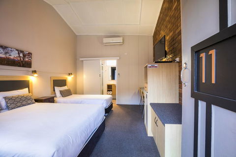Downs Motel - Mackay Tourism 2