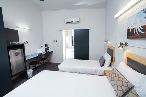 Downs Motel - Mackay Tourism 31