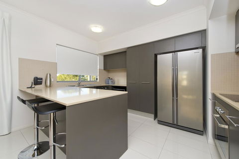 On The Bay Apartments - Mackay Tourism 14