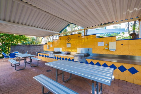 Aegean Resort Apartments - Mackay Tourism 38