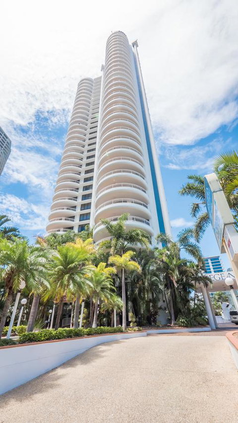 Aegean Resort Apartments - Mackay Tourism 3