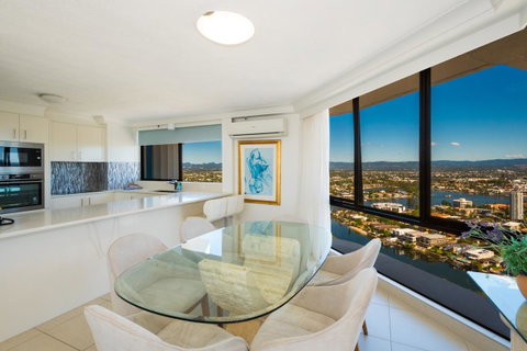 Aegean Resort Apartments - Mackay Tourism 15