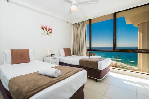Aegean Resort Apartments - Mackay Tourism 1