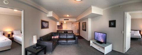 Private 2 Bedroom Apartment @ Chevron Towers - Mackay Tourism 1