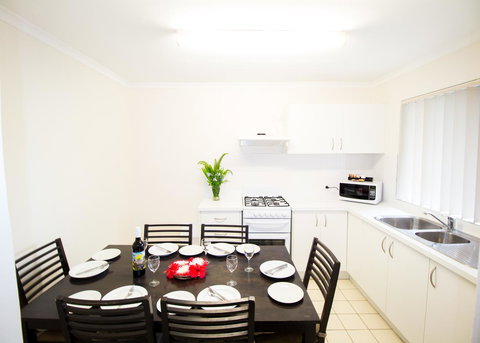 Aabon Apartments & Motel - Mackay Tourism 20