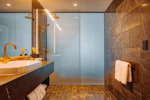 Eatons Hill Hotel - Mackay Tourism 20