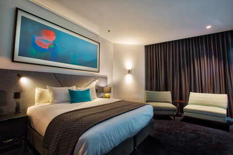 Eatons Hill Hotel - Mackay Tourism 12