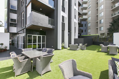 Menso At Southbank - Mackay Tourism 5