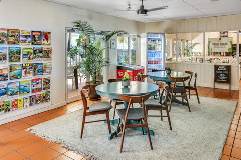 Coral Tree Inn - Mackay Tourism 16