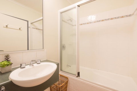 Coral Tree Inn - Mackay Tourism 41