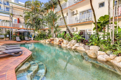 Coral Tree Inn - Mackay Tourism 24