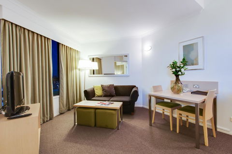 Oakwood Hotel & Apartments Brisbane - Mackay Tourism 3