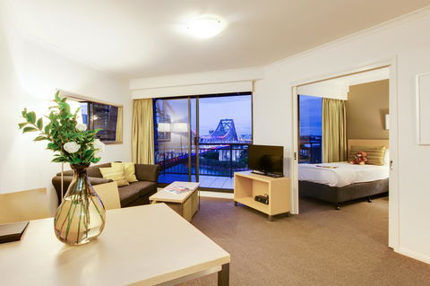 Oakwood Hotel & Apartments Brisbane - Mackay Tourism 6
