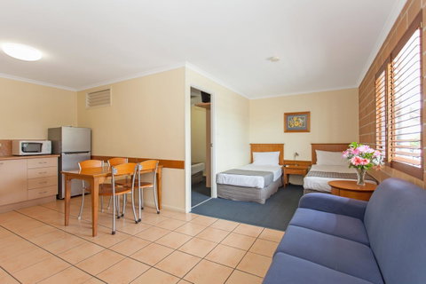 Windmill Motel & Events Centre - Mackay Tourism 2