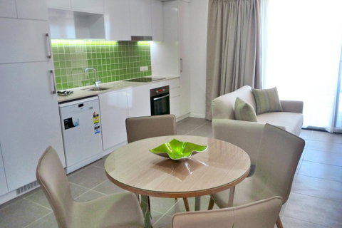 Pacific Sands Apartments Mackay - Mackay Tourism 13
