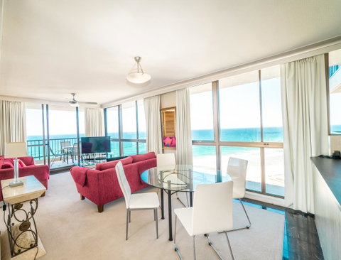 Capricorn One Beachside Holiday Apartments - Official - Mackay Tourism 1