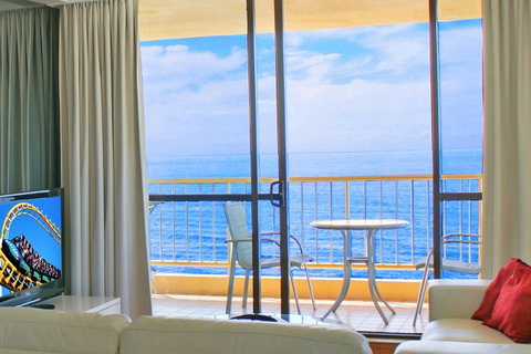 Capricorn One Beachside Holiday Apartments - Official - Mackay Tourism 17