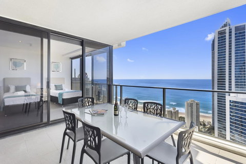 Holiday Holiday Circle On Cavill Apartments - Mackay Tourism 3