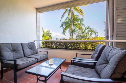 Club Tropical Resort - Official Onsite Reception & Check In - Mackay Tourism 24
