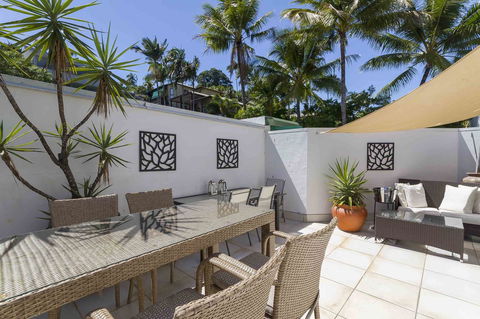 Club Tropical Resort - Official Onsite Reception & Check In - Mackay Tourism 23