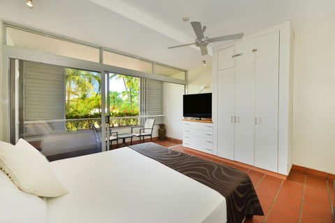 Club Tropical Resort - Official Onsite Reception & Check In - Mackay Tourism 43