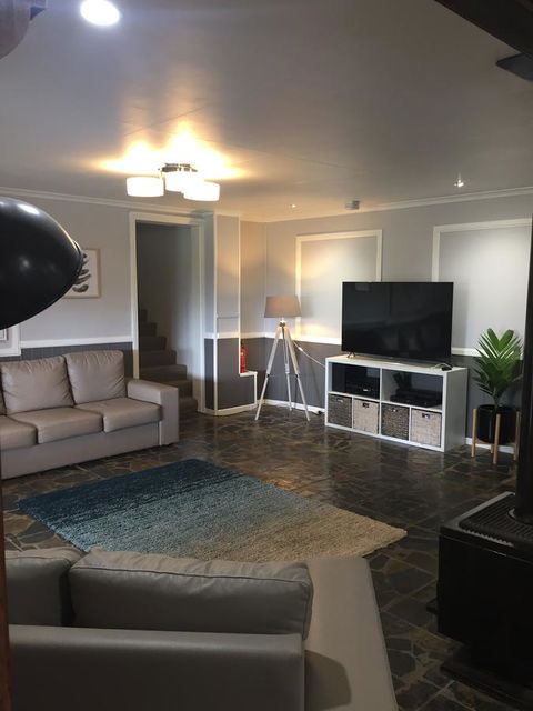 Malanda Manor Guesthouse - Mackay Tourism 20