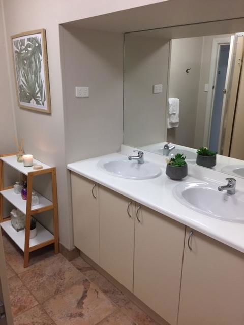 Malanda Manor Guesthouse - Mackay Tourism 11