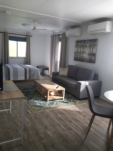 Malanda Manor Guesthouse - Mackay Tourism 22