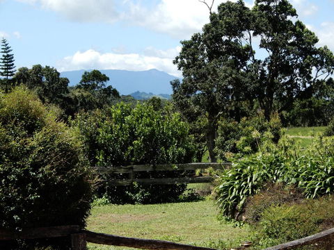 Malanda Manor Guesthouse - Mackay Tourism 3