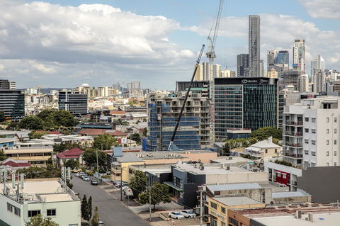 Code Apartments - Mackay Tourism 40