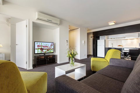 Code Apartments - Mackay Tourism 5